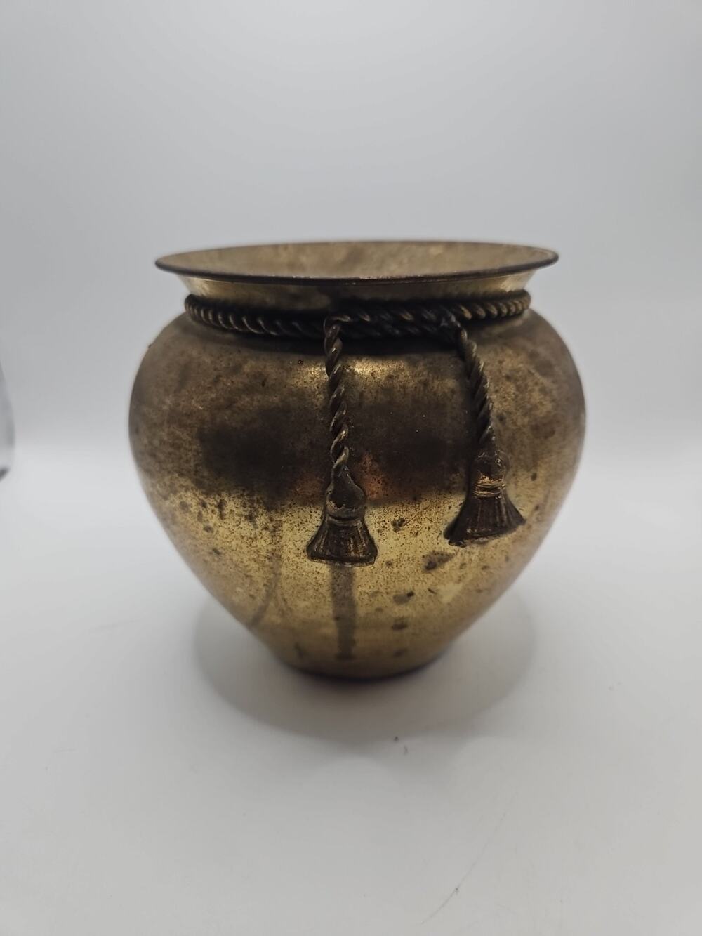 Vintage hammered brass urn planter brass cord tassel boho garden cottage style